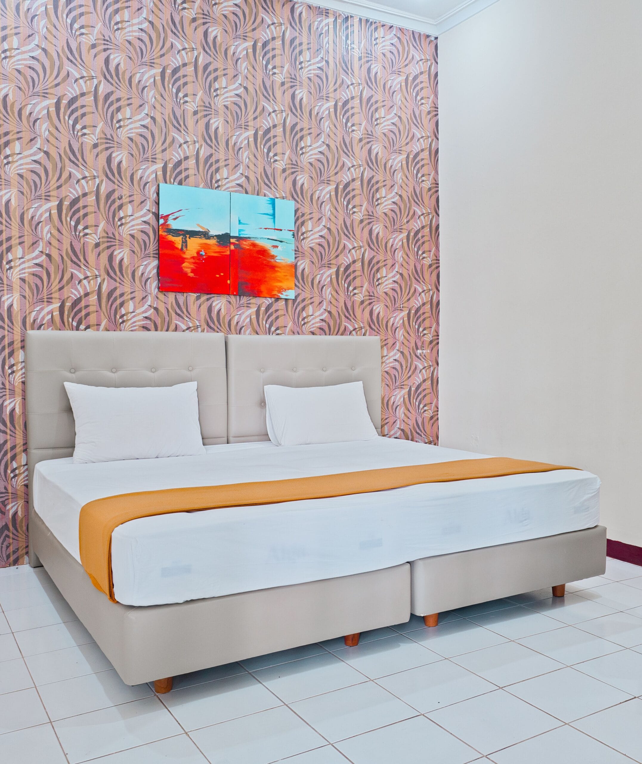 king bed hotel puncak cisarua bogor